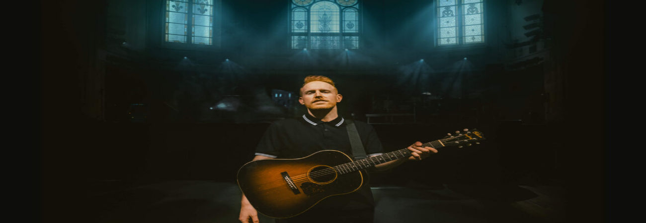 Gavin James